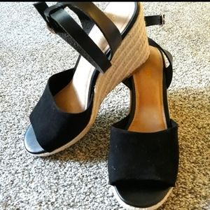 Old navy wedges sandal